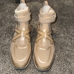 APL Athletic Propulsion Labs Super Future Women’s Size 12.5